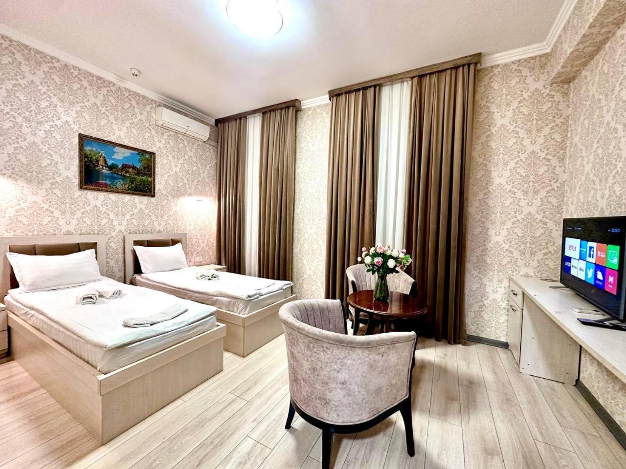 טשקנט Izza Palace Hotel 150Mbs Wifi מראה חיצוני תמונה